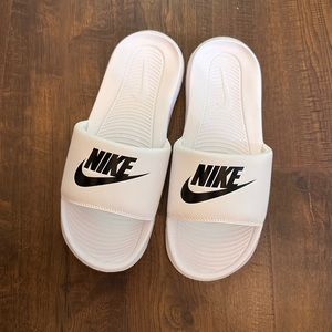 Nike Women’s Victori One Slides